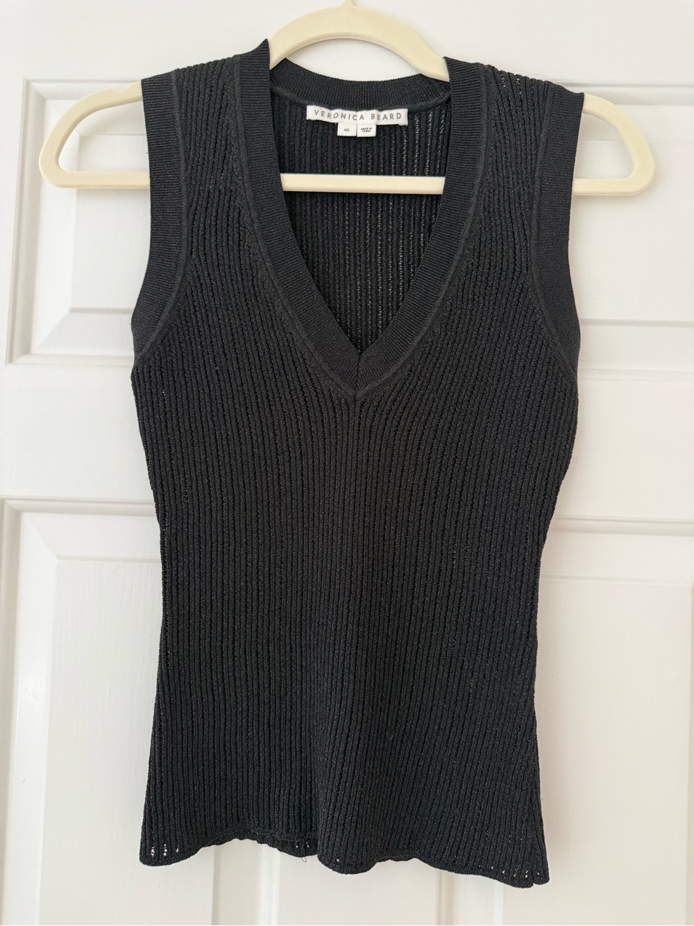 Veronica Beard Fitted Black Ribbed V-Neck Tank